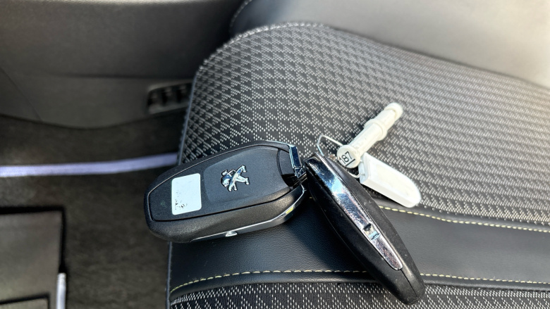 Peugeot 2008 100kW GT 50kWh 5dr Auto Electric Estate